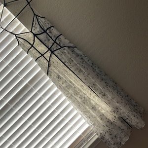 Maxi caged floral dress